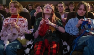 ‘Let out your inner granny’: Knits at the flicks craze grips Vienna, uniting hobbyists at the cinema
