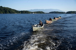 Guanabara Bay suffocates under trash as volunteers, Olympians lead clean-up efforts