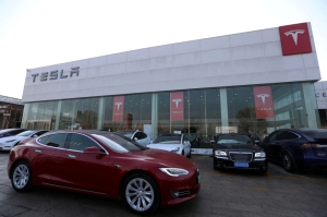 Tesla to update Autopilot software with city navigation for drivers in China