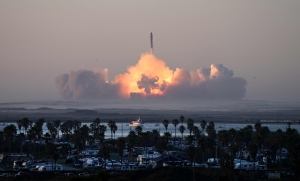 SpaceX aims for Friday launch of Starship megarocket after previous mid-air explosion