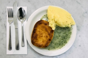 ‘One and one please love’: UK pie ‘n’ mash fans seek protected status for Cockney classic