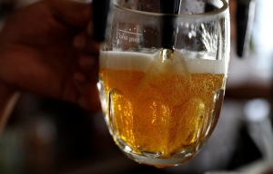 Fancy a pint? British Lords vote to safeguard cherished measure amid metric system debates