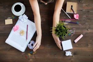 Organised chaos or meticulous order: Do you need a tidy desk to work efficiently?