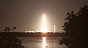 SpaceX launches first crewed flight over Earth’s poles with mushroom, X-ray experiments for Mars research