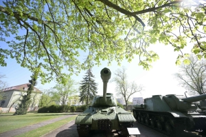 Shadow of Ukraine war looms over Berlin’s ‘German-Russian’ museum