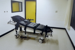 US continues spate of executions as Texas lethally injects man behind 2012 burning death of store clerk 