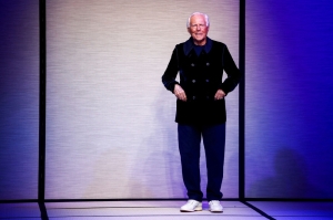 Giorgio Armani sits out Milan Men’s Fashion Week for the first time in his career, recovering at home